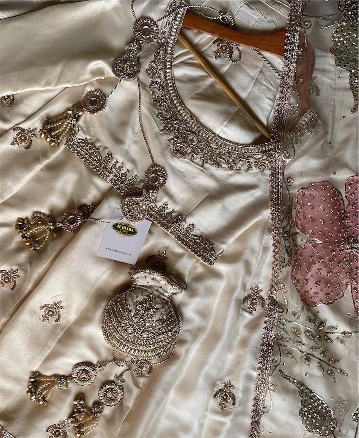 Rubru-Nikkah Lehnga Set