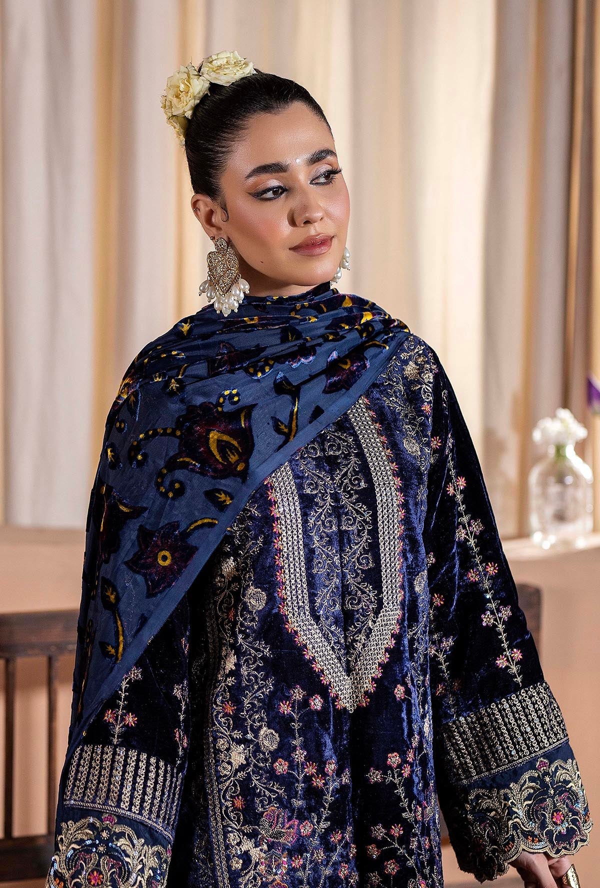 Plachi-0009 Stitched Embroidered Velvet Salwar Kameez with Velvet Shawl