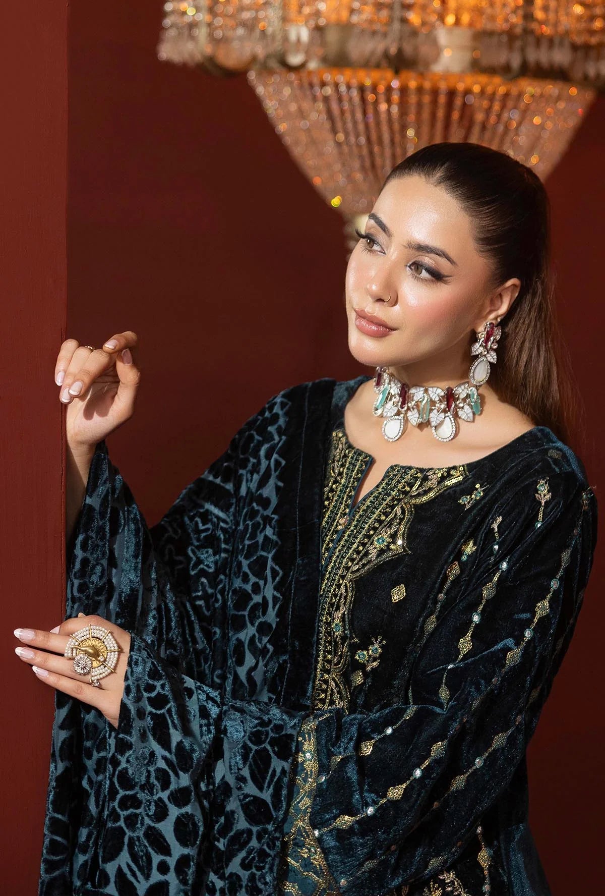 Plachi-1418 Stitched Embroidered Velvet Salwar Kameez with Velvet Shawl