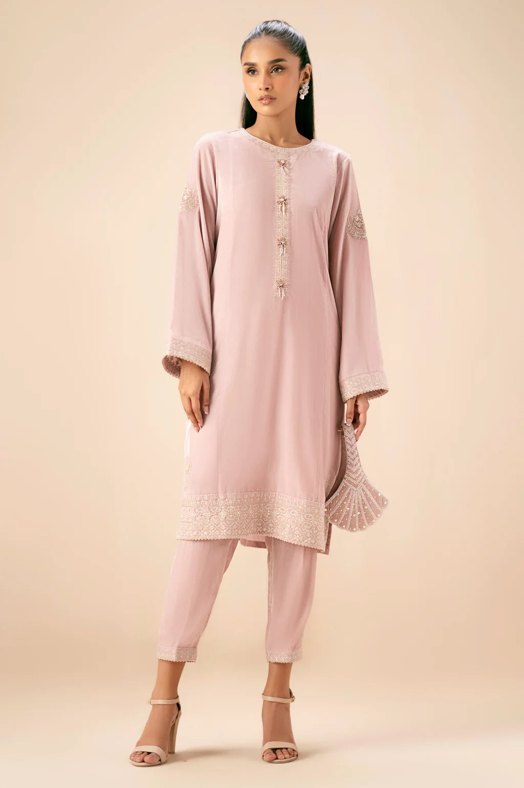 EMBROIDERED SUIT