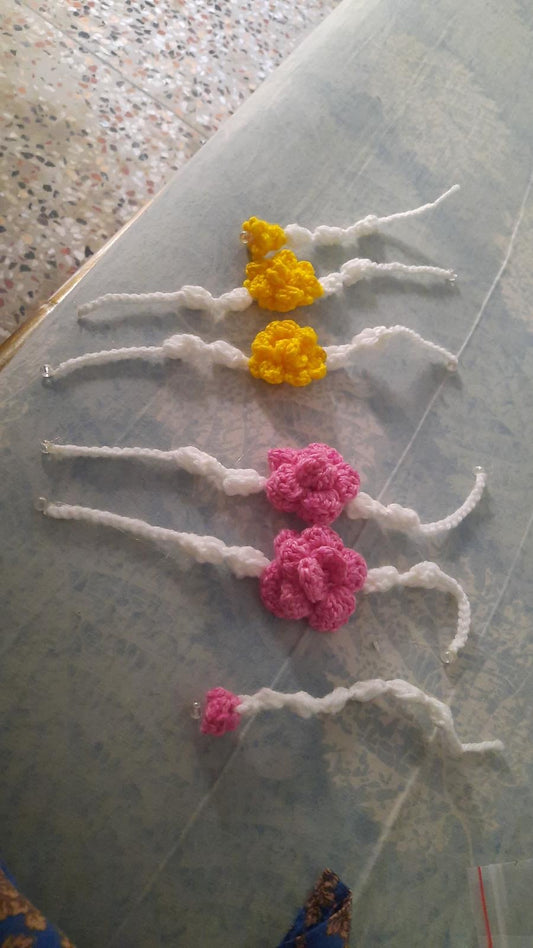 Hand Made Gajra & Bindi for Little Girls