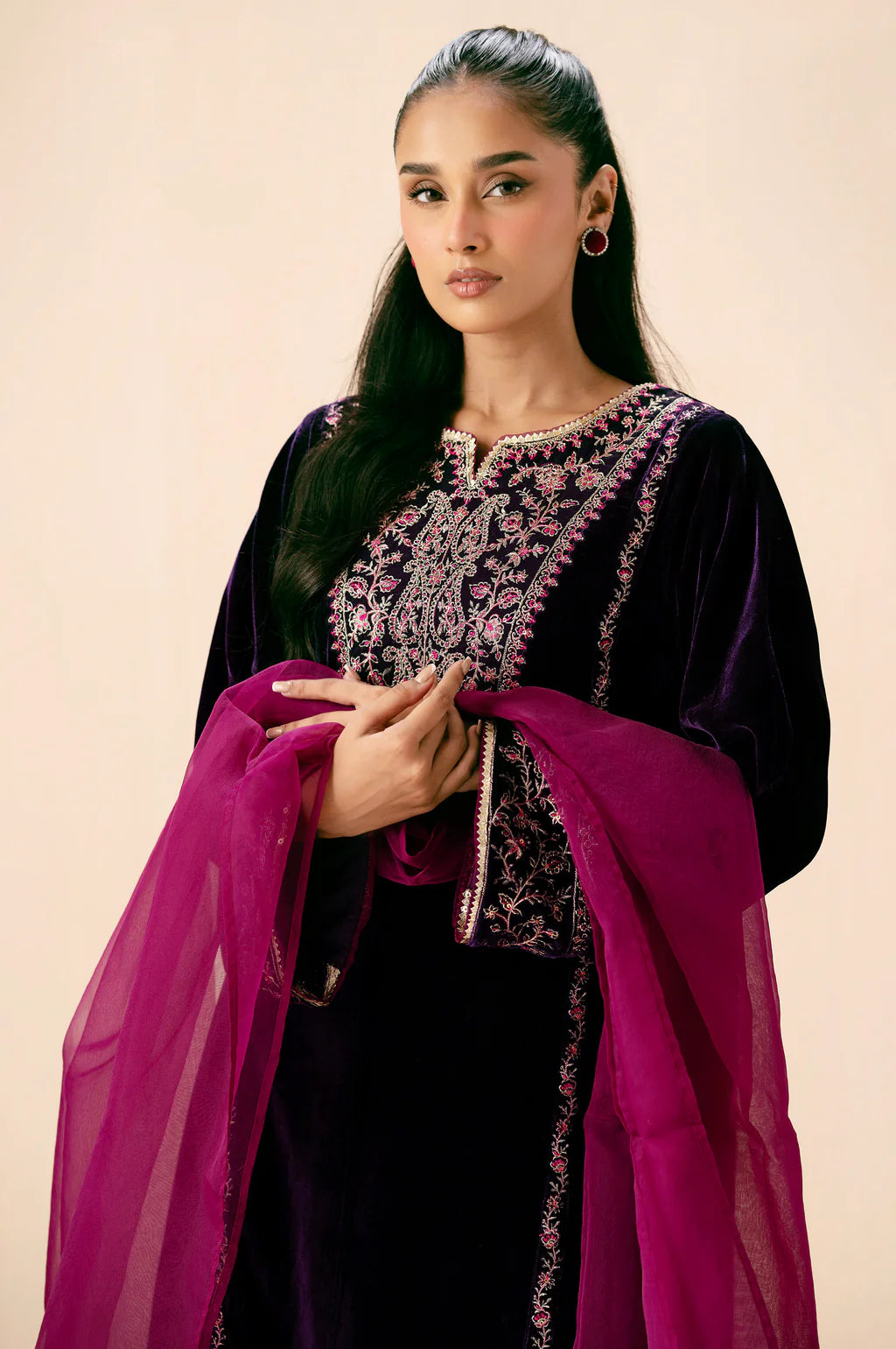 EMBROIDERED SUIT