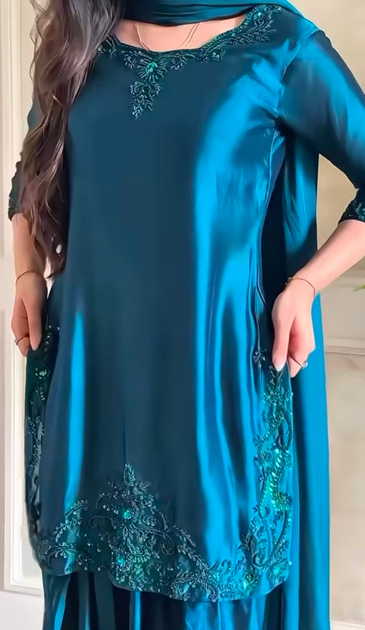 Hand Embroidered Farshi Shalwar Suit- Shalwar Kameez