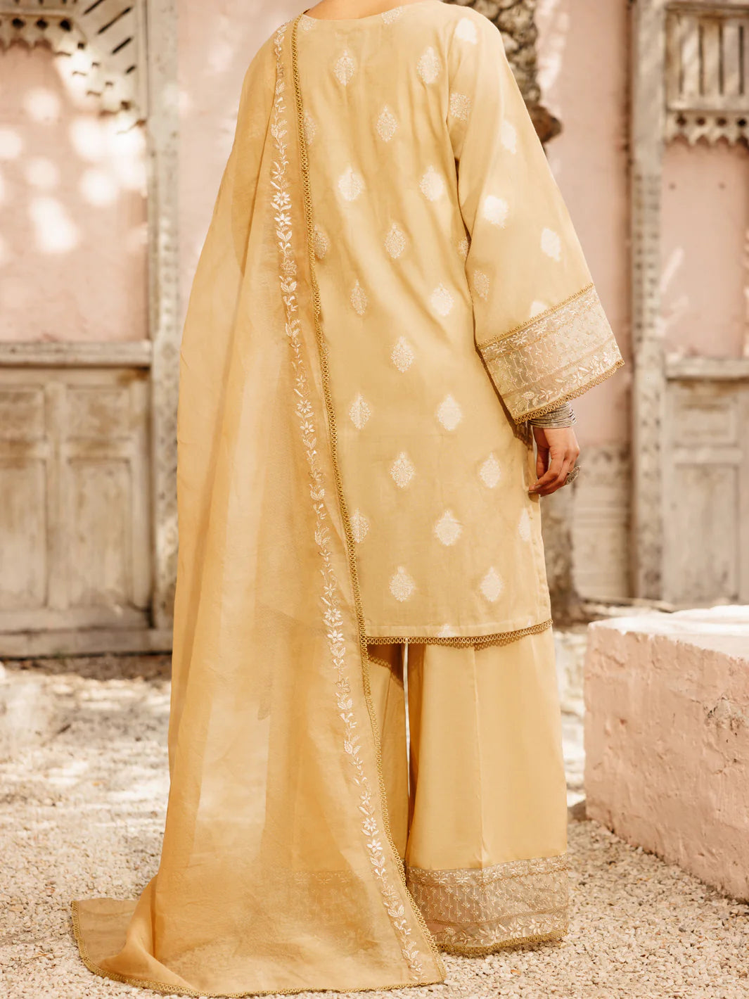 ALP-3PS-2176 – Beige Jacquard Embroidered