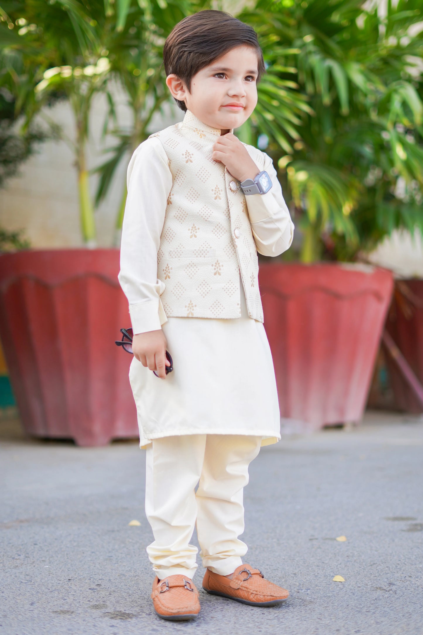 Cream White Waistcoat Suit EW19