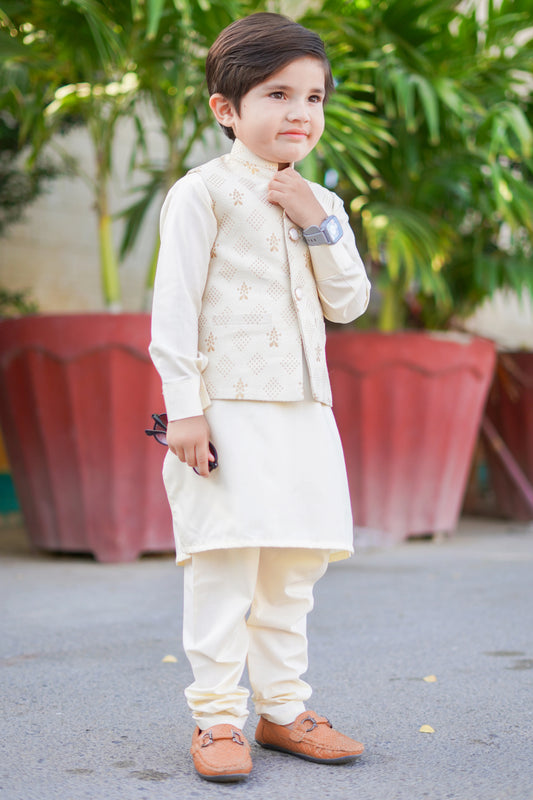 Cream White Waistcoat Suit EW19