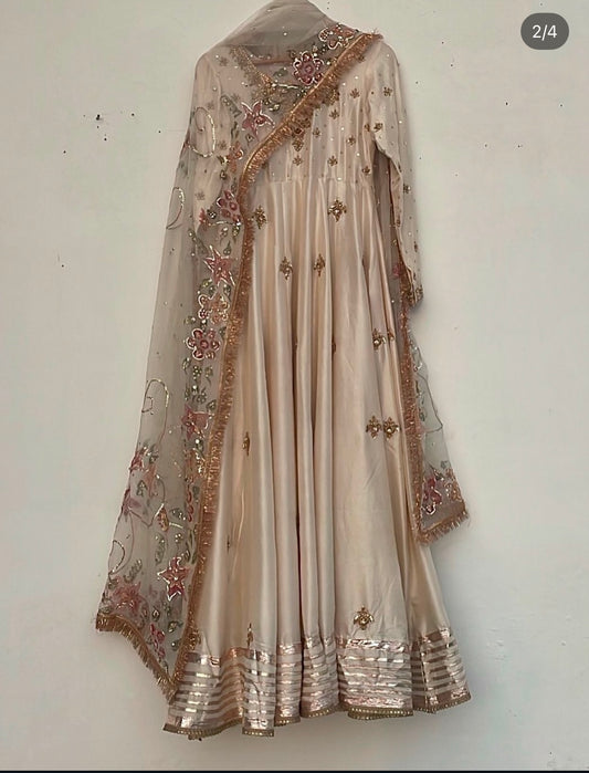 EMBROIDERED PISHWAS 2-Pcs