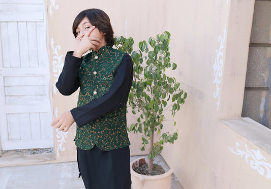 Leaf Green Embroidered Waistcoat Suit - V25