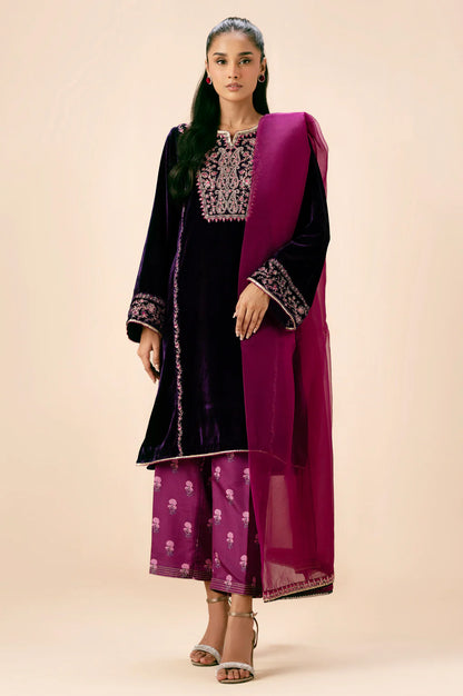 EMBROIDERED SUIT