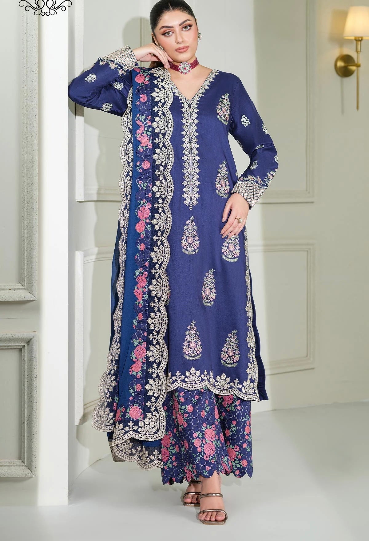 Violet Majesté Eid