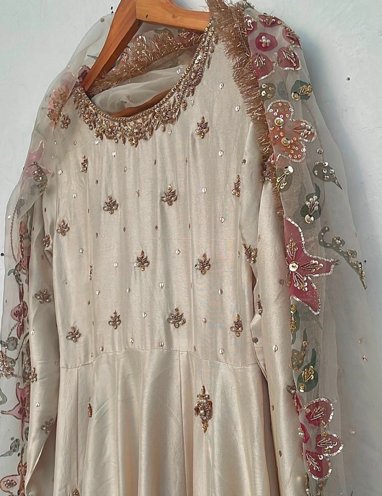 EMBROIDERED PISHWAS 2-Pcs