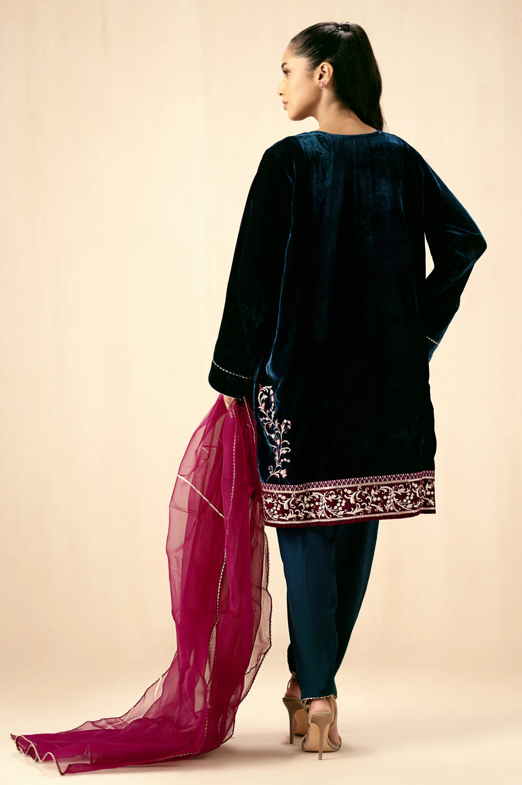EMBROIDERED VELVET SUIT