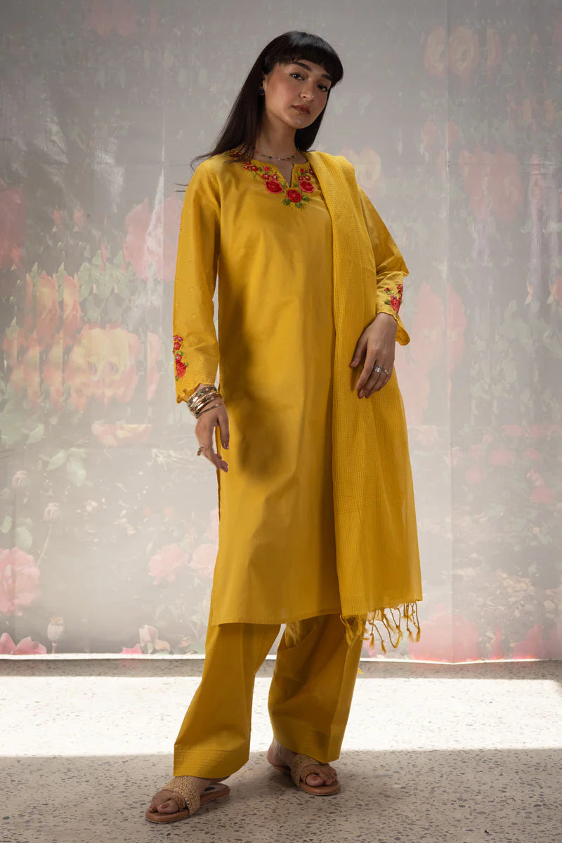 ROSETTES WHISPER 3-PIECE SUIT