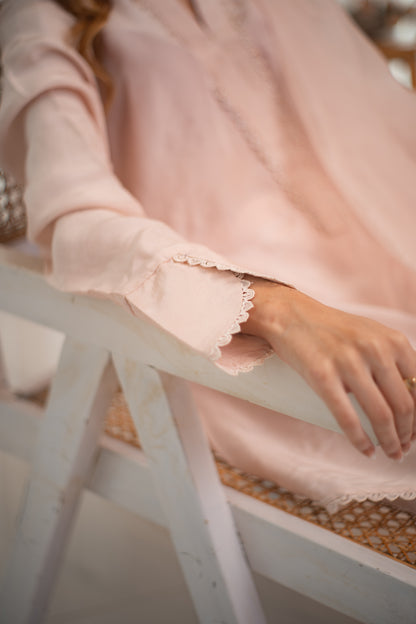 MSP 305 - Off-White Farshi Silk 3-Piece Outfit