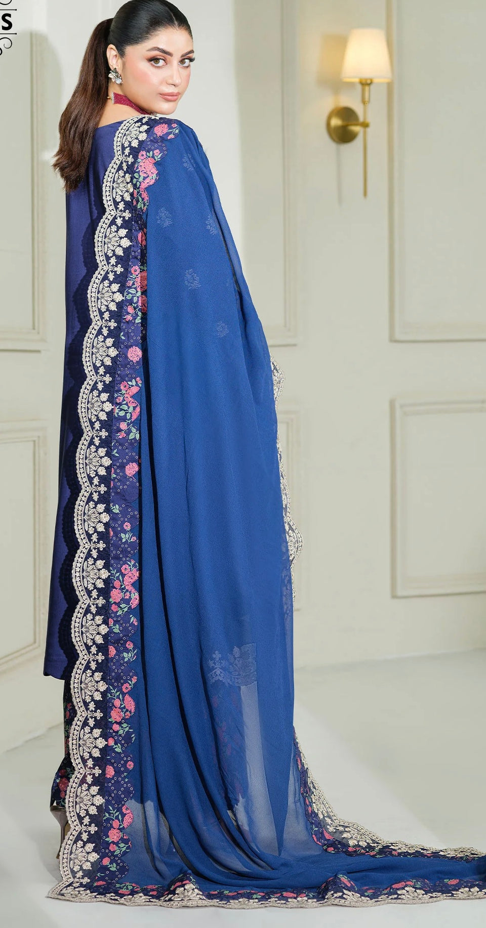 Violet Majesté Eid