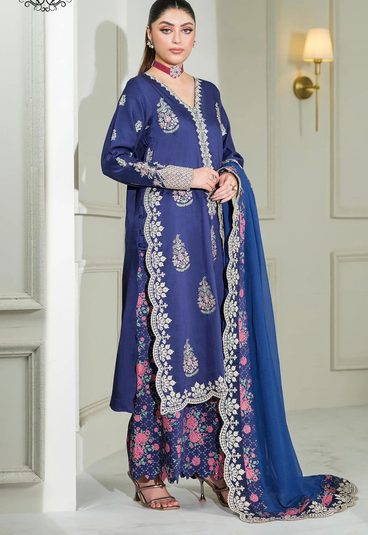 Violet Majesté Eid