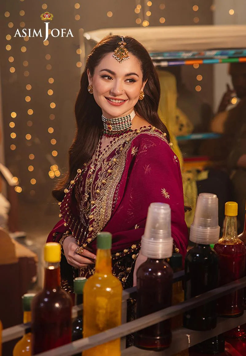 close up Asim Jofa Embroidered Twisted Silk Suit - Hania Amir