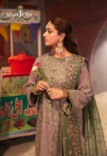 Asim Jofa beige twisted silk shirt with gold sequin detailing and green dupatta