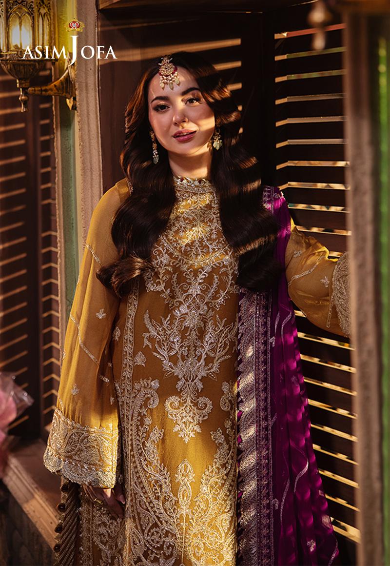 Elegant Asim Jofa gold chiffon shirt with beige and gold zari work