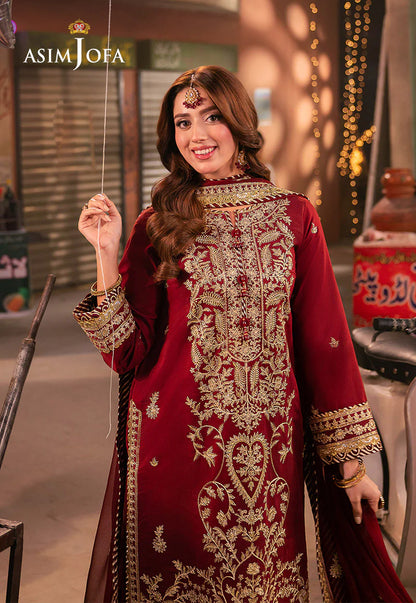 Asim Jofa terracotta ensemble with detailed embroidery and chiffon dupatta