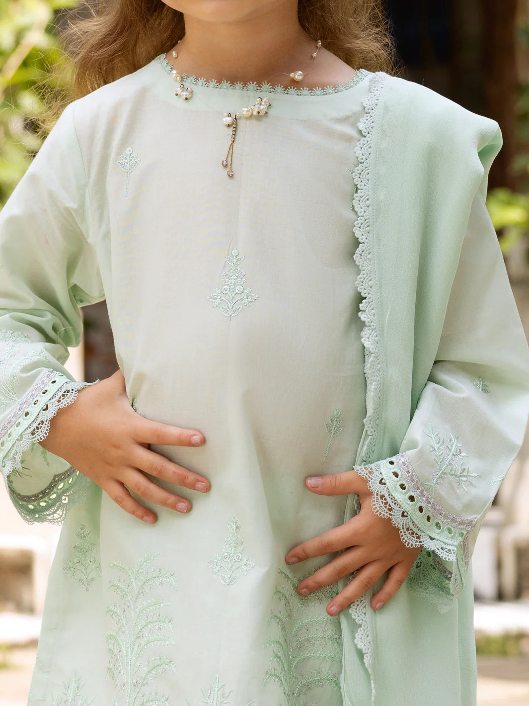 ALGR-3PS-LS-019 – Pistachio Green Lawn 3Pc Stitched Suit