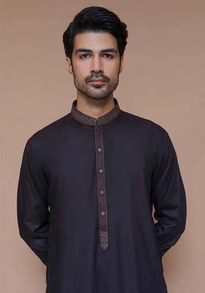 Classic Poly Viscose Wine Tasting Slim Fit Embroidered Suit close