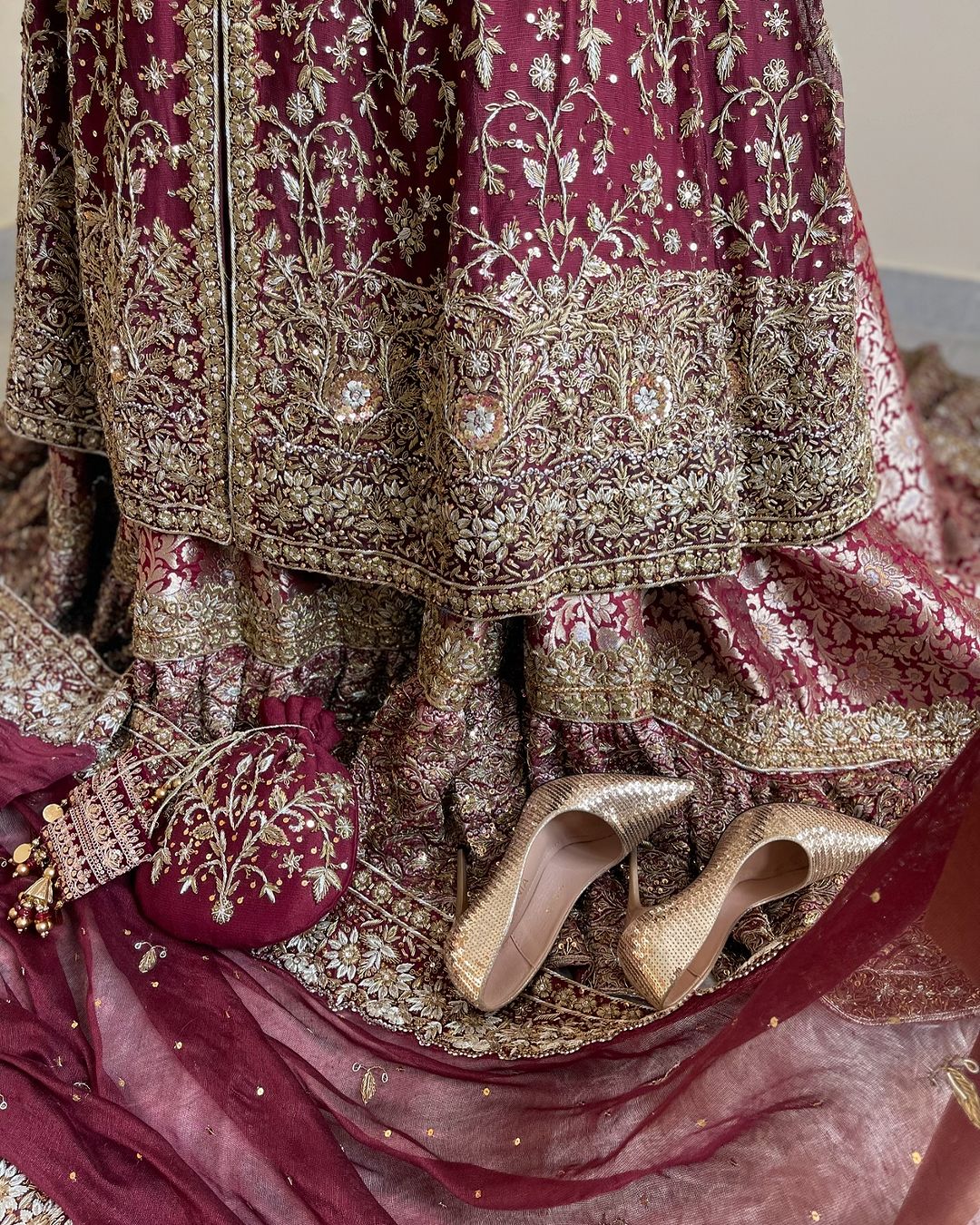 hand embroidery on Pakistani Indian bridal lehenga set