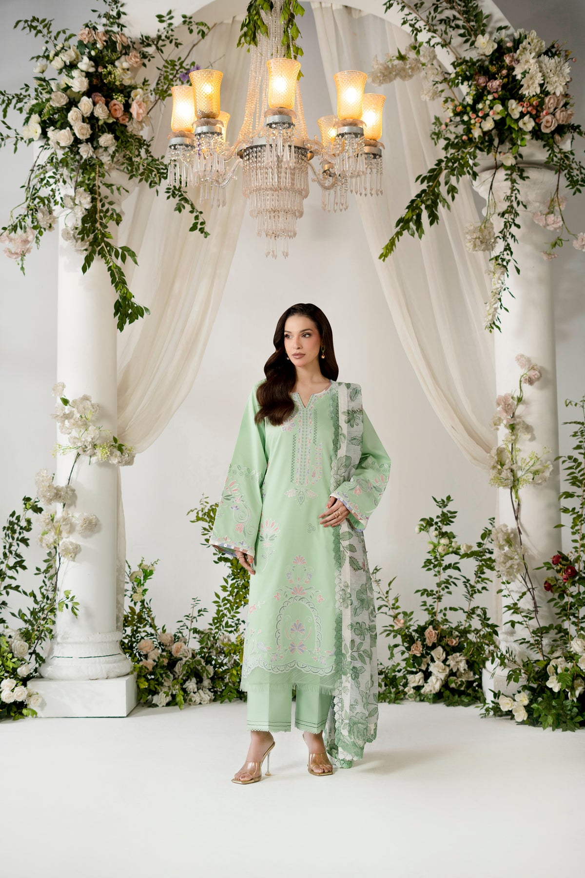 Atiya Rasab Atiya Irfan Collection 02