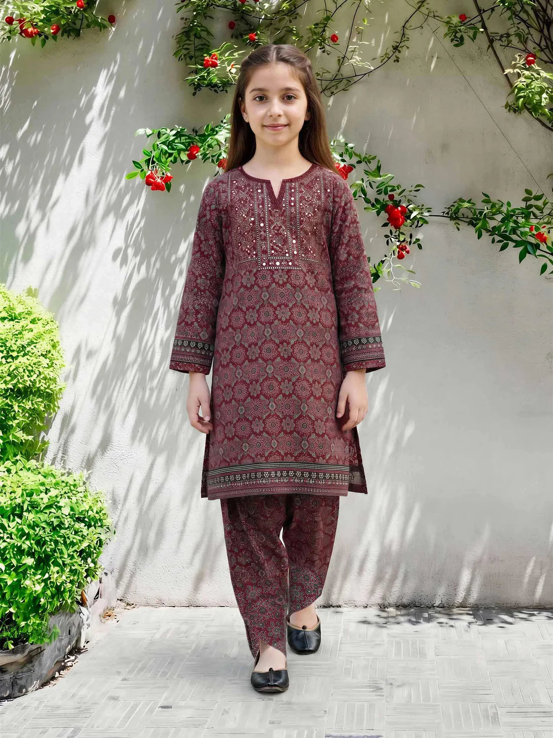 2 Piece Lawn Suit- Embroidered (Pret)