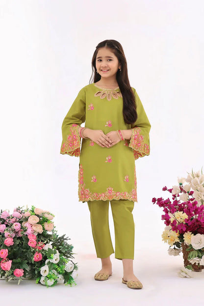 Dhani Green girls embroidered kurta set front view