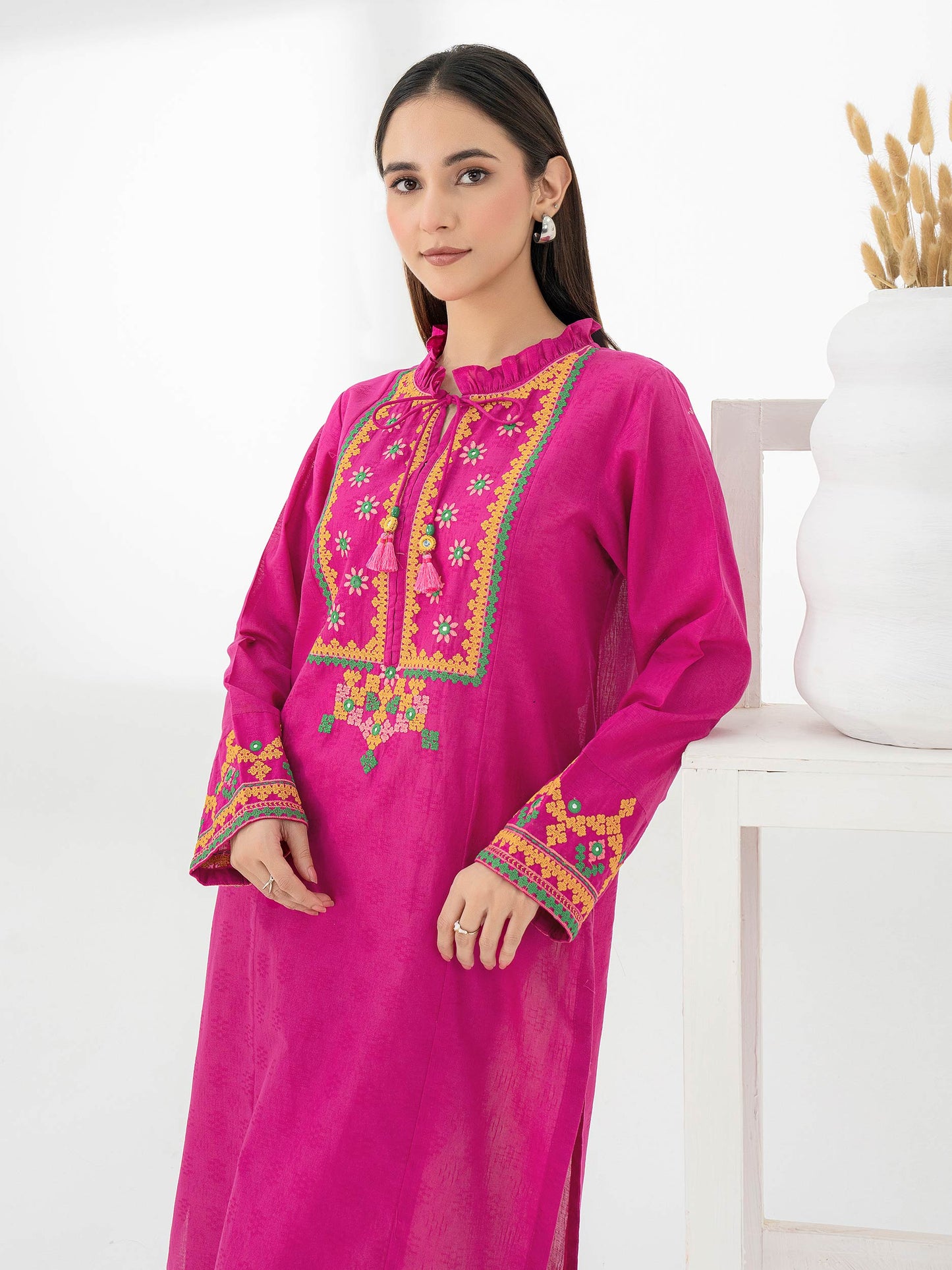 Jacquard-Shirt-Embroidered-Pret-pink