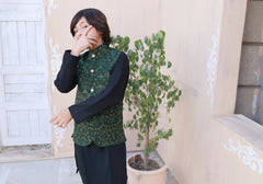 Leaf Green Embroidered Waistcoat Suit - V25