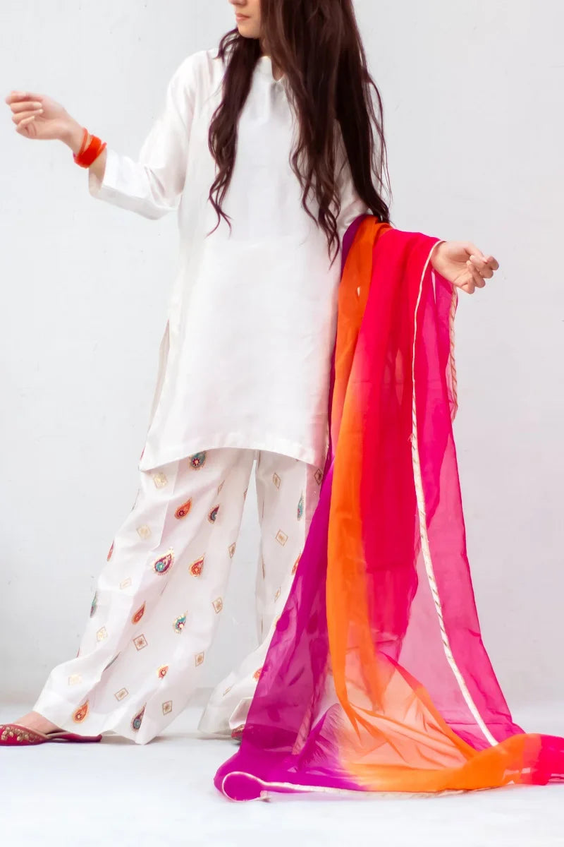 MSP-010-AYSE | White Seesha Silk With 3 Tone Dupatta