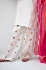 MSP-010-AYSE | White Seesha Silk With 3 Tone Dupatta