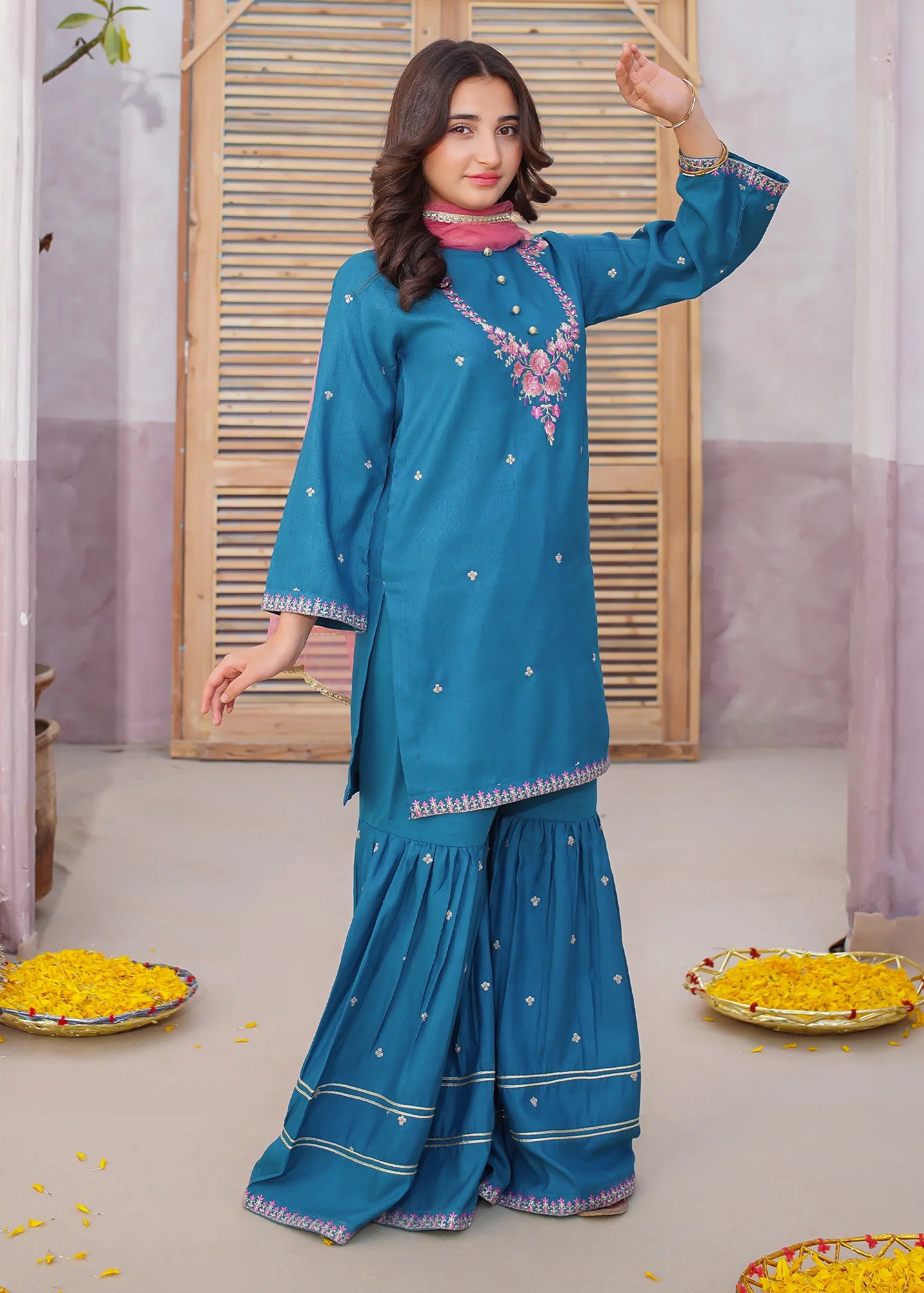 3 Piece Rawsilk Green Embroidered Gharara