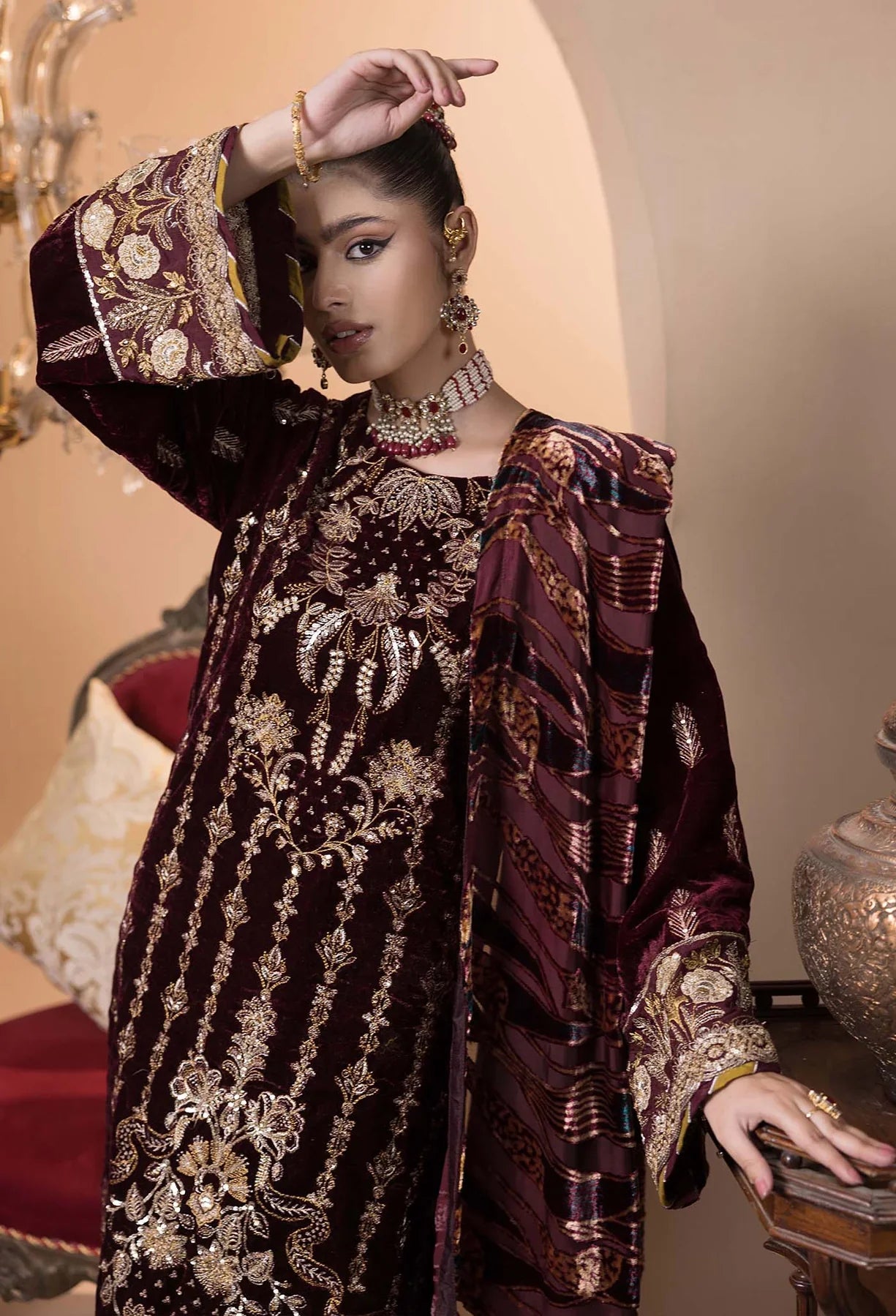 closeup view of Plachi-4232 Stitched Embroidered Velvet Salwar Kameez with Velvet Shawl