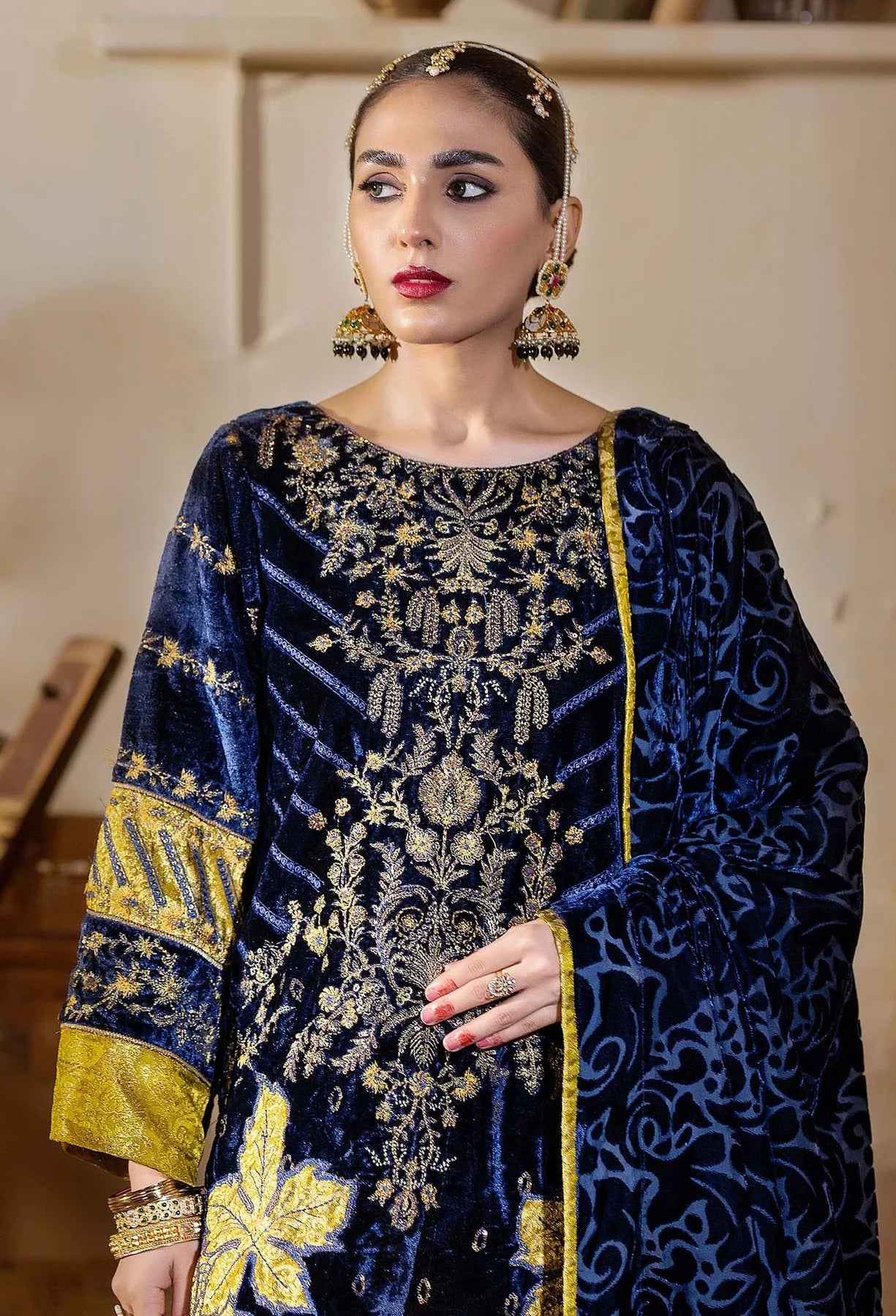 close up view of Blue Stitched Embroidered Velvet Salwar Kameez with Velvet Shawl