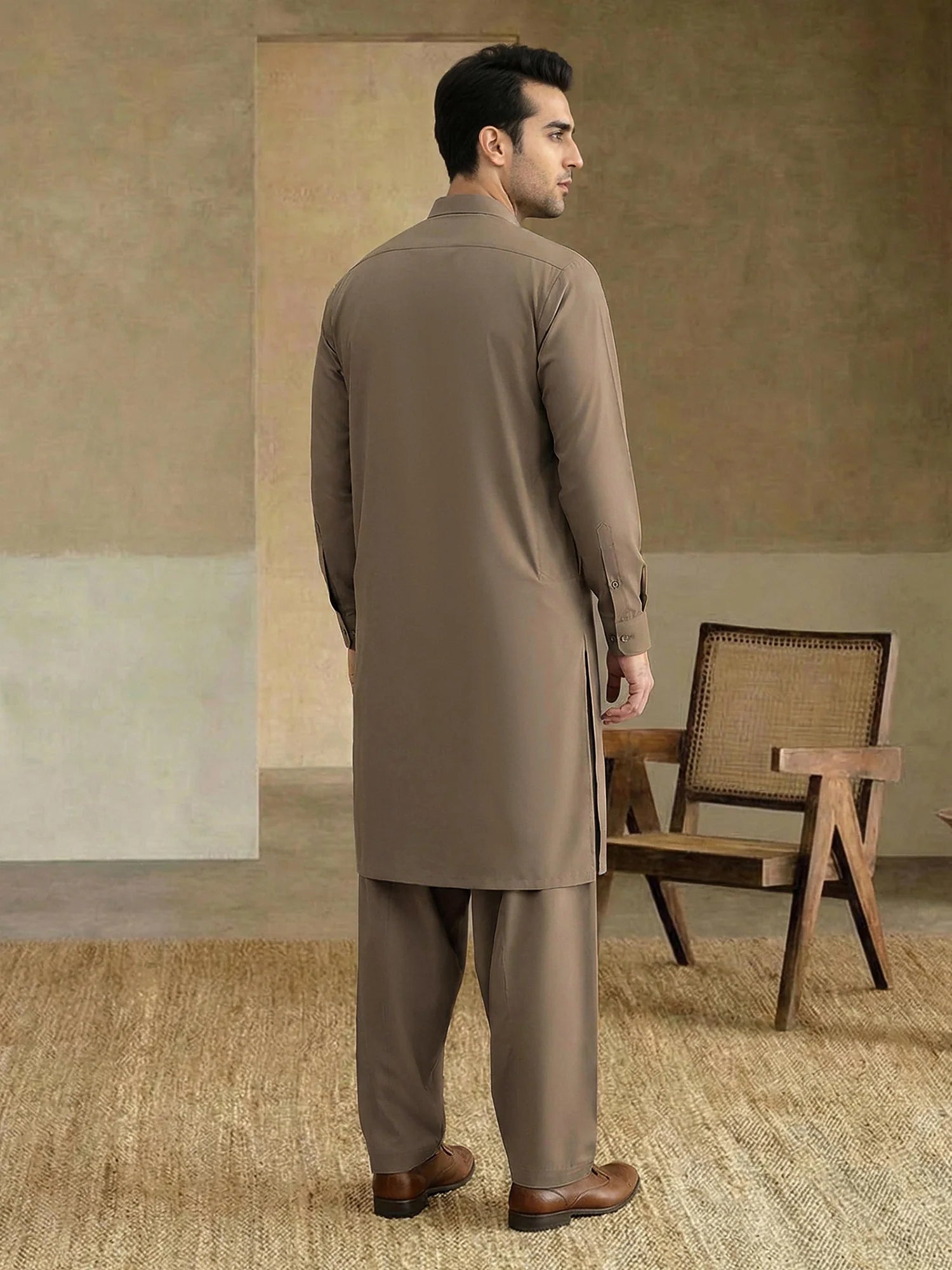 Dobby Suit Brown