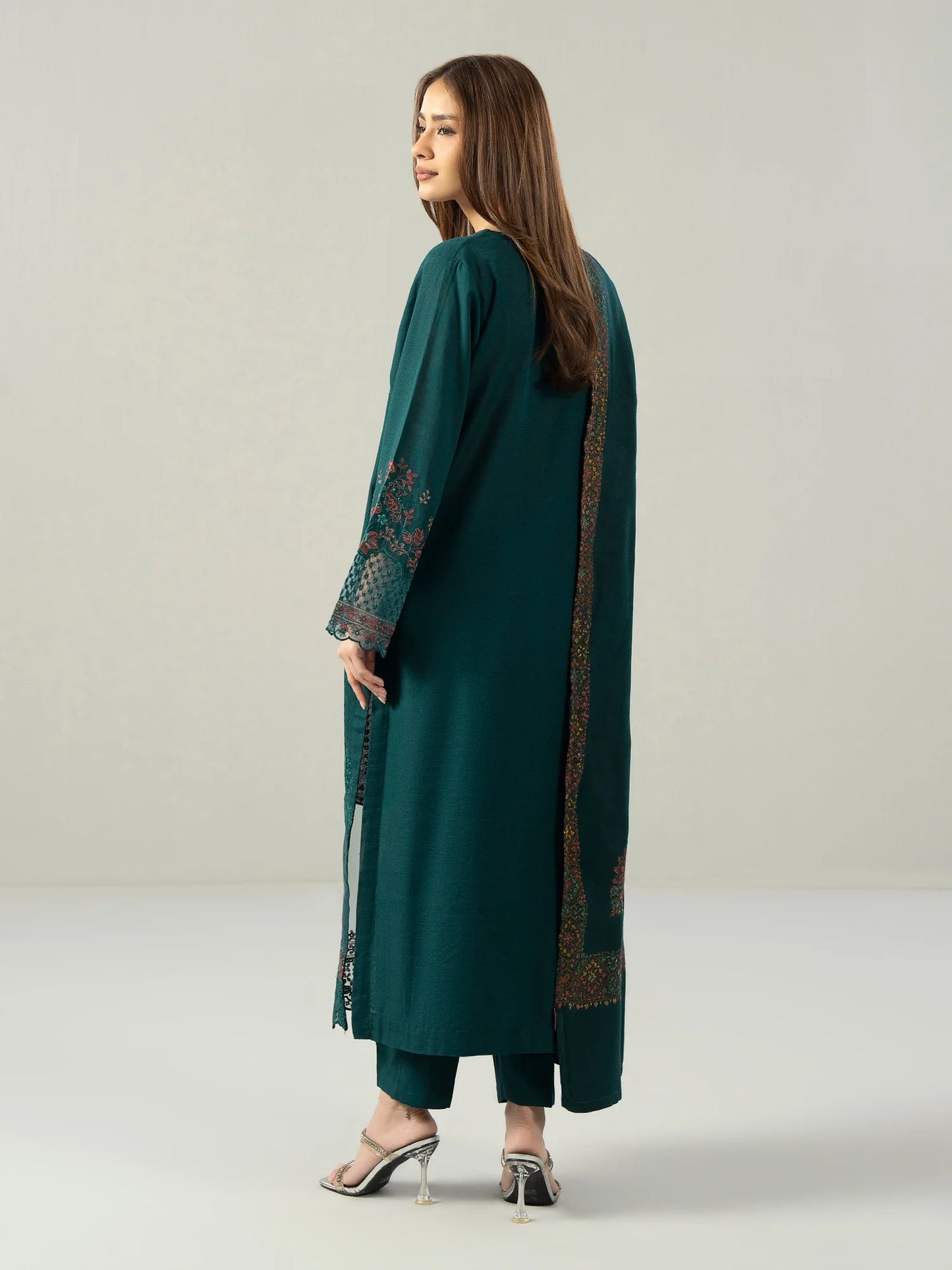 3-Piece Slub Khaddar Suit- Embroidered (Pret)