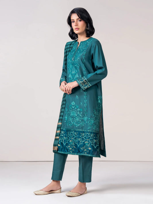 3 Piece Khaddar Suit- Embroidered (Pret)