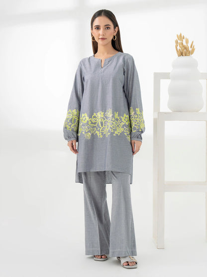 front-2-Piece-Yarn-Dyed-Suit-Embroidered-Pret