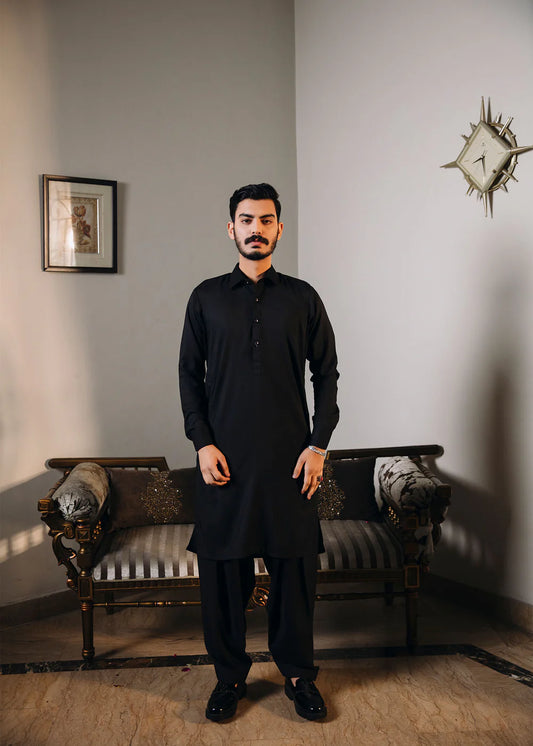 Black Shalwar kameez