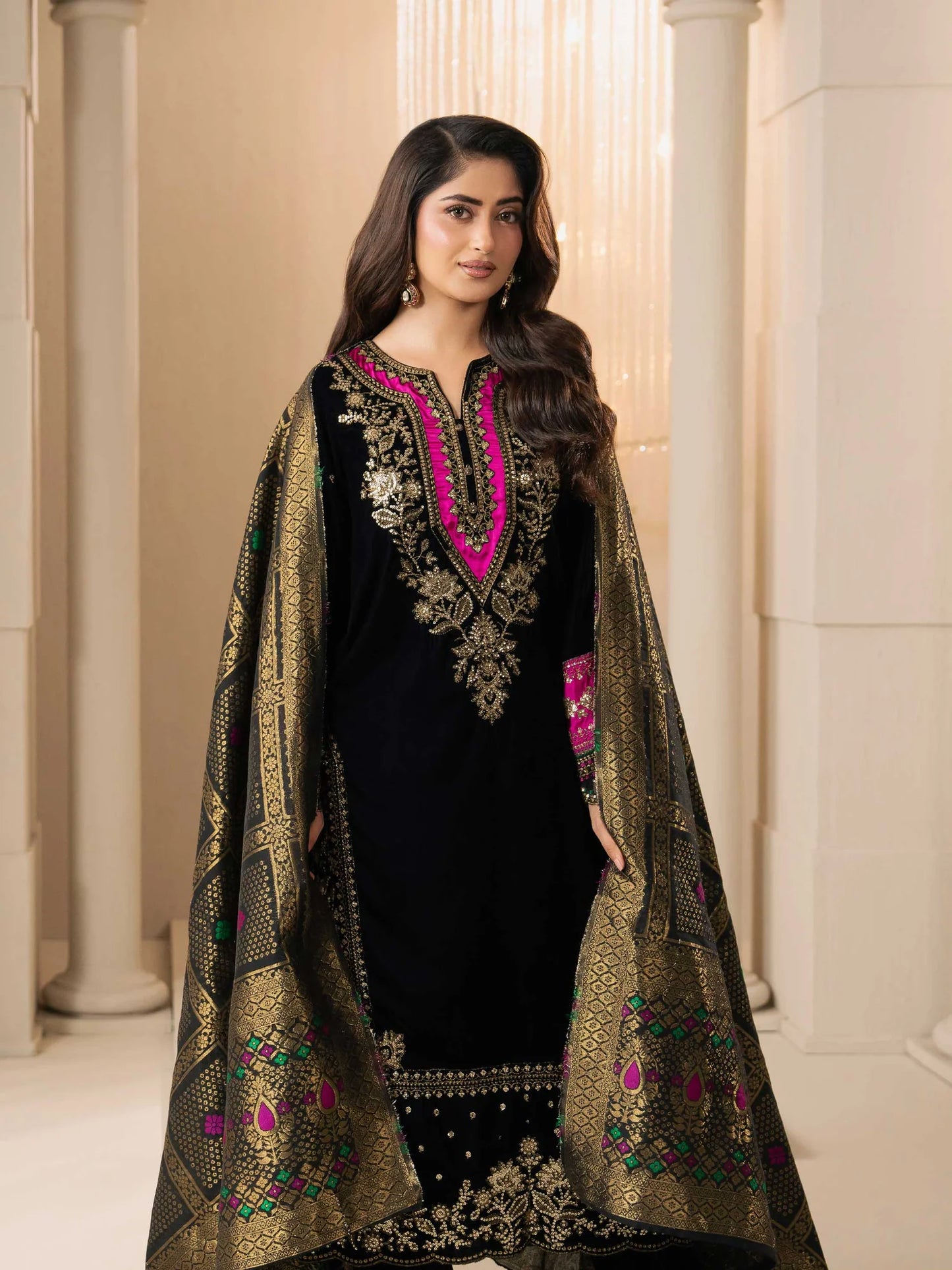 3 Piece Velvet Suit-Embroidered (Pret)