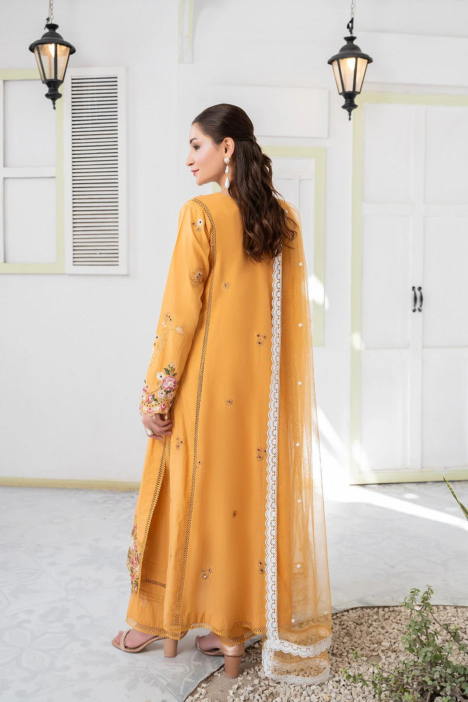 NF-6650 Yellow Chicken Stitched 2PC