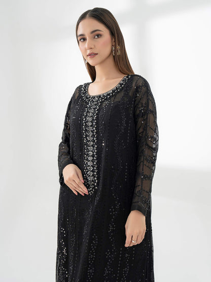 model-wearing-Chiffon-Kaftan-Embellished-Pret